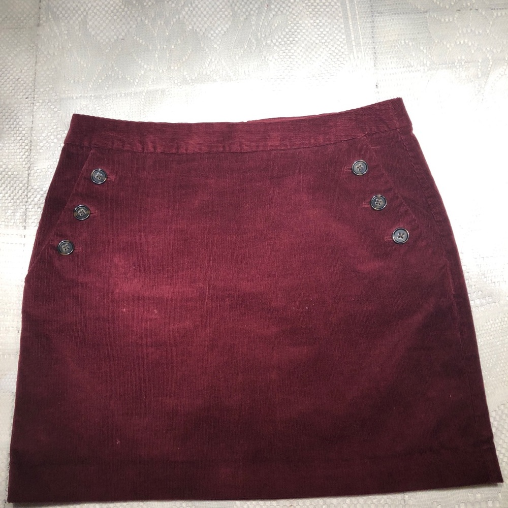 Banana Republic corduroy skirt - midlength